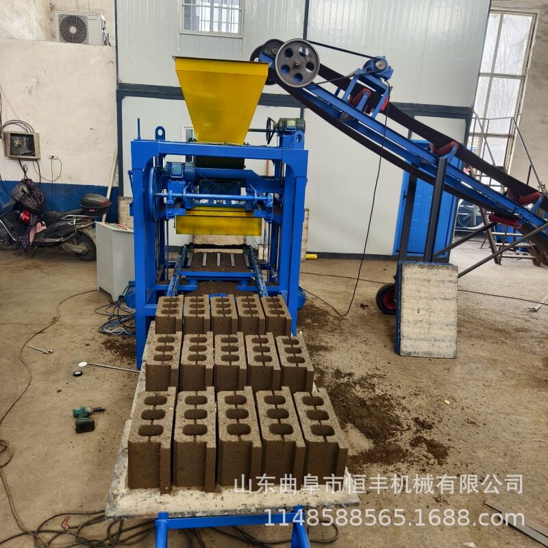 新品出口各国 可移动半自动水泥空心制砖机 小型砌垫块铺路护坡
