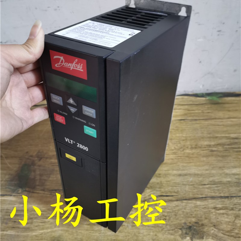丹佛斯变频器VTL2840PT4B20STR0DBF00A00C1 4KW380V成色靓 包好用