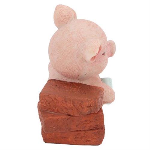 Pig Statue Resin Material Animal Statues Retro Style for