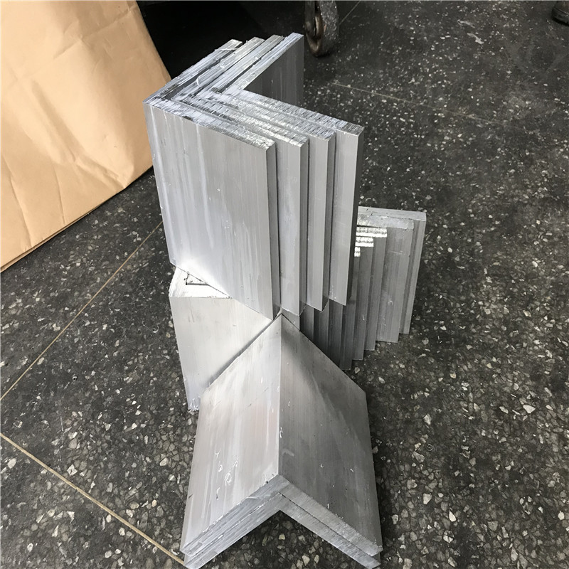 直角铝6061铝合金角铝 L角铝等边角铝 不等边角铝6063零切铝角铁