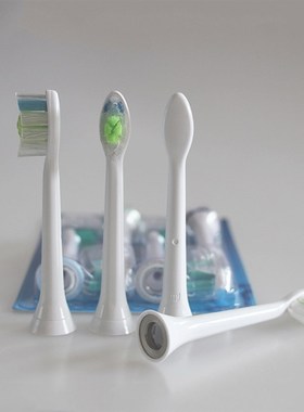 Cabe?as limpas da escova de dentes da substitui??o do dia