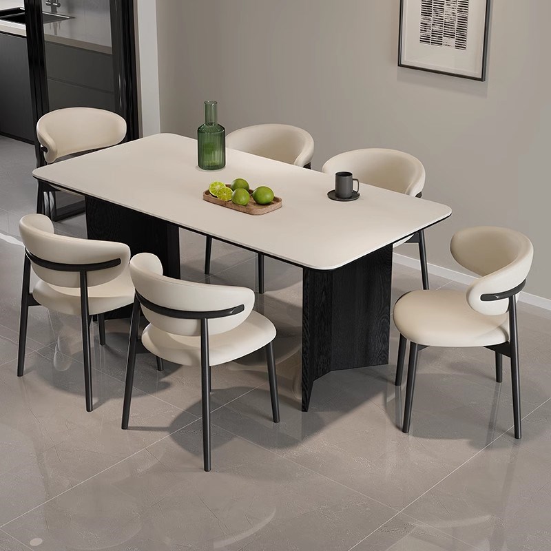 复古风黑色实木岩板餐桌椅组合家用小户型客厅现代简约吃饭桌子