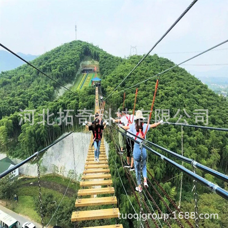 人行吊桥器械厂家 木板吊桥器材报价 旅游景区历奇探险厂家安装