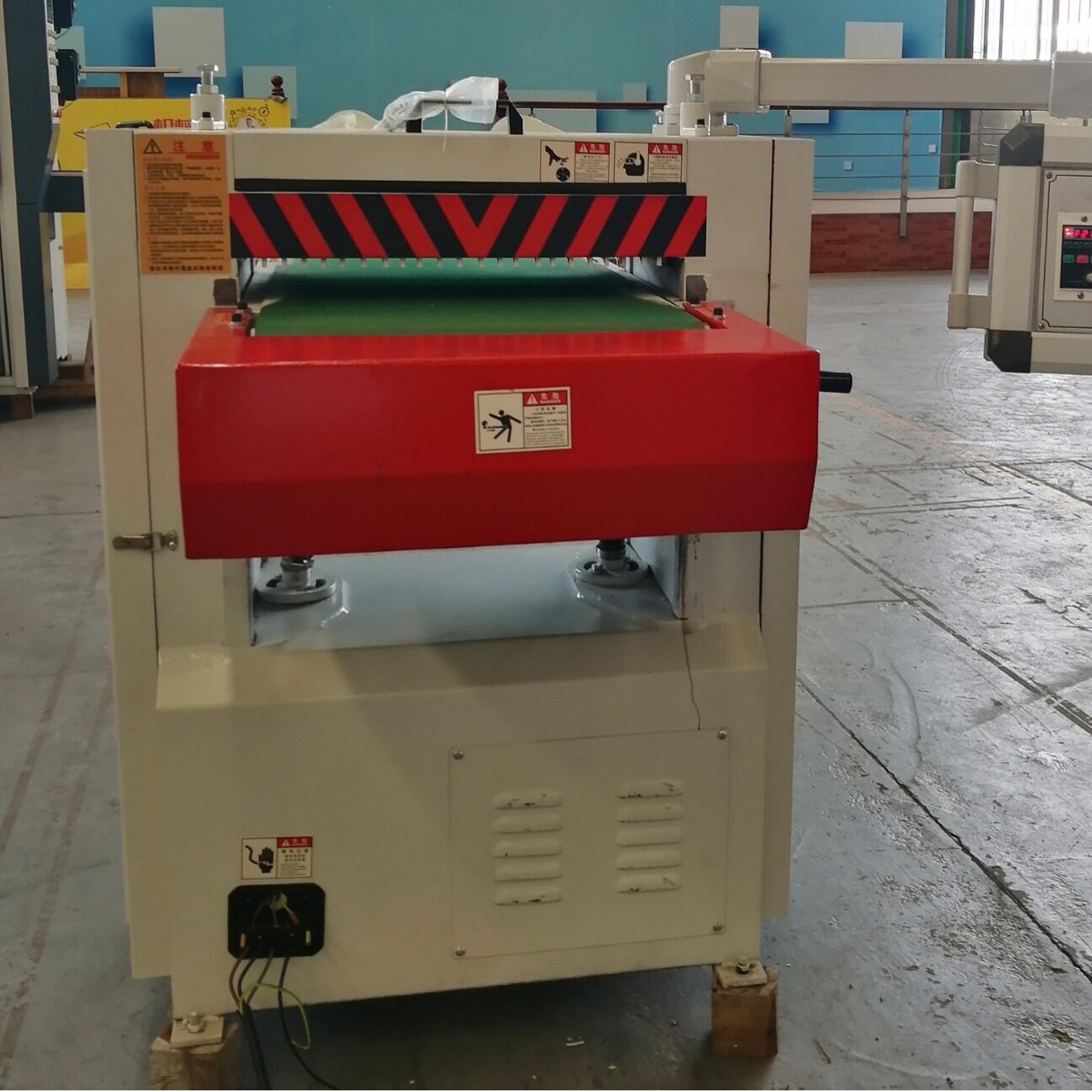 红丹木工螺旋压刨机变频高速