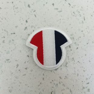 服饰箱包蒙口刺绣三色皮标U皮革文字贴牛仔裤衣服辅料补丁贴帽标