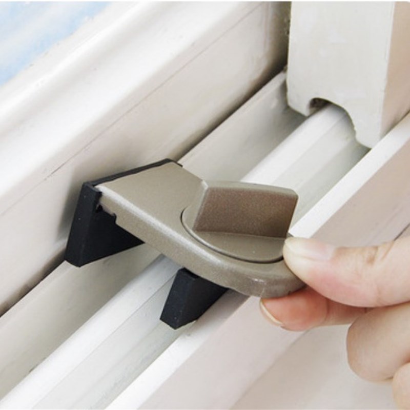 Locks on Windows adjustable security door latch Mobile windo