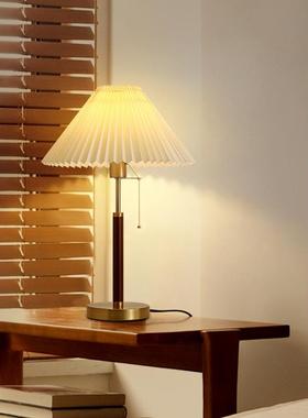 床头台灯卧室灯百褶装饰小夜灯白蜡原木中古书房客氛围灯