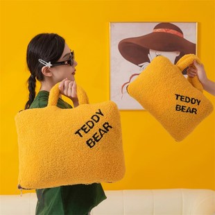 精选冬季加厚新款午休抱枕毯子沙发靠垫枕头被子二合一两用汽车内