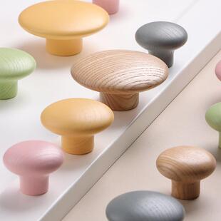 轻奢派简约儿童房实木拉手衣柜柜门北欧原木圆形一门到顶木质把手