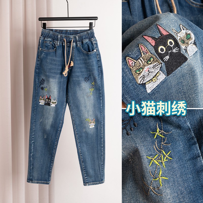 速发三只小猫刺材小新牛仔裤宽松萝卜裤梨形身绣适合脚款高腰裤