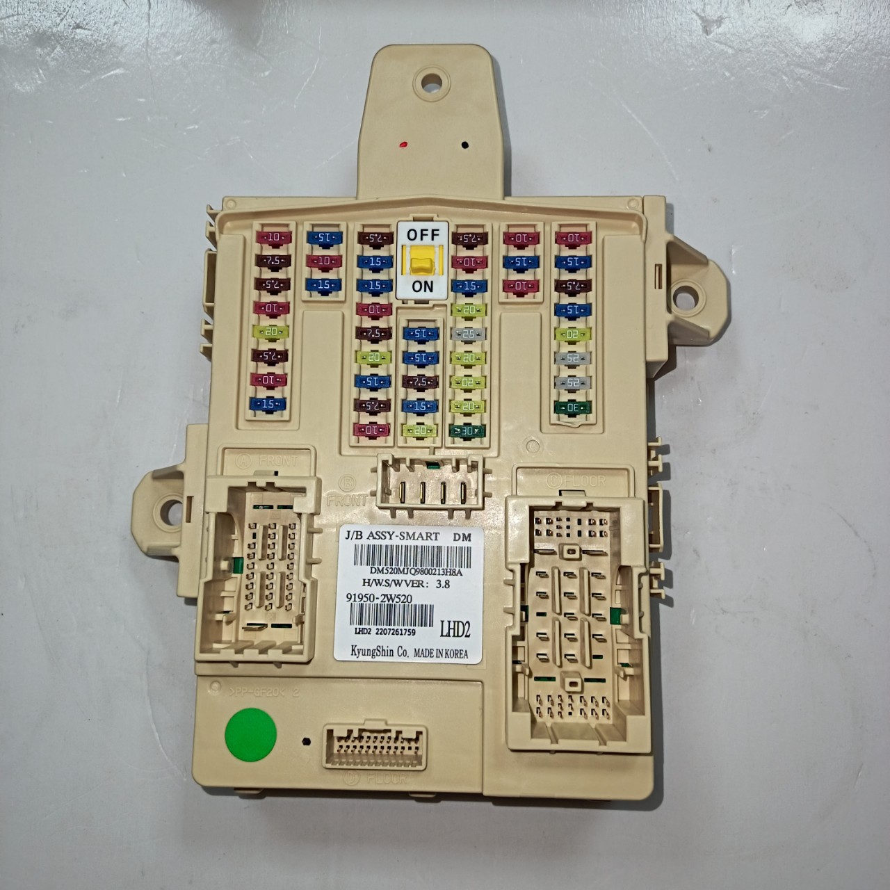 跨境919502W520 91950-2W520 适用于现代圣达菲主控制器保险丝盒