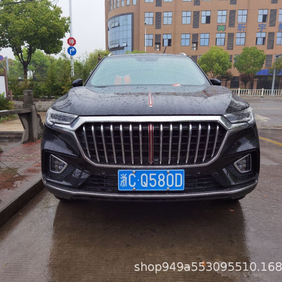 红旗HS5加长不锈钢晴雨挡