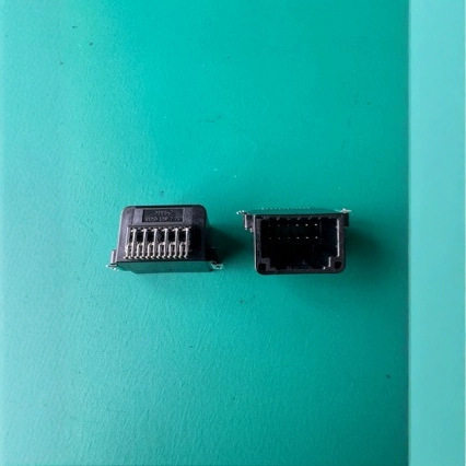 GT25D-12DP-2.2H 汽车连接器HRS间距2.2mm车规8pin