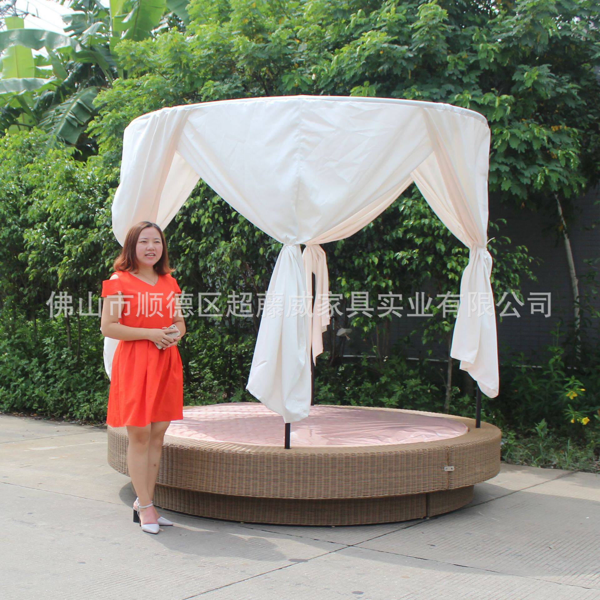 工厂直销可拆装时尚躺床双人藤编圆躺床户外休闲藤编躺床躺椅