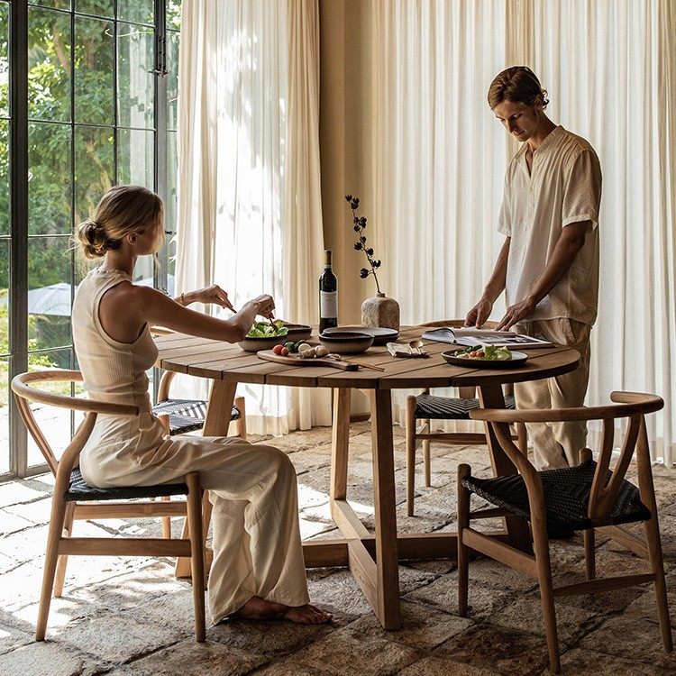 户外桌椅别墅庭院餐厅柚木圆桌姹寂风室外露台实木餐桌休闲椅组合,电子元器件市场,电线扎带/束线带,淘宝优惠券,粉丝福利购,淘宝优惠卷