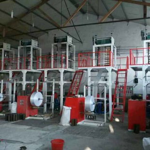 本公司供应吹膜机，制袋机和一次型手套机