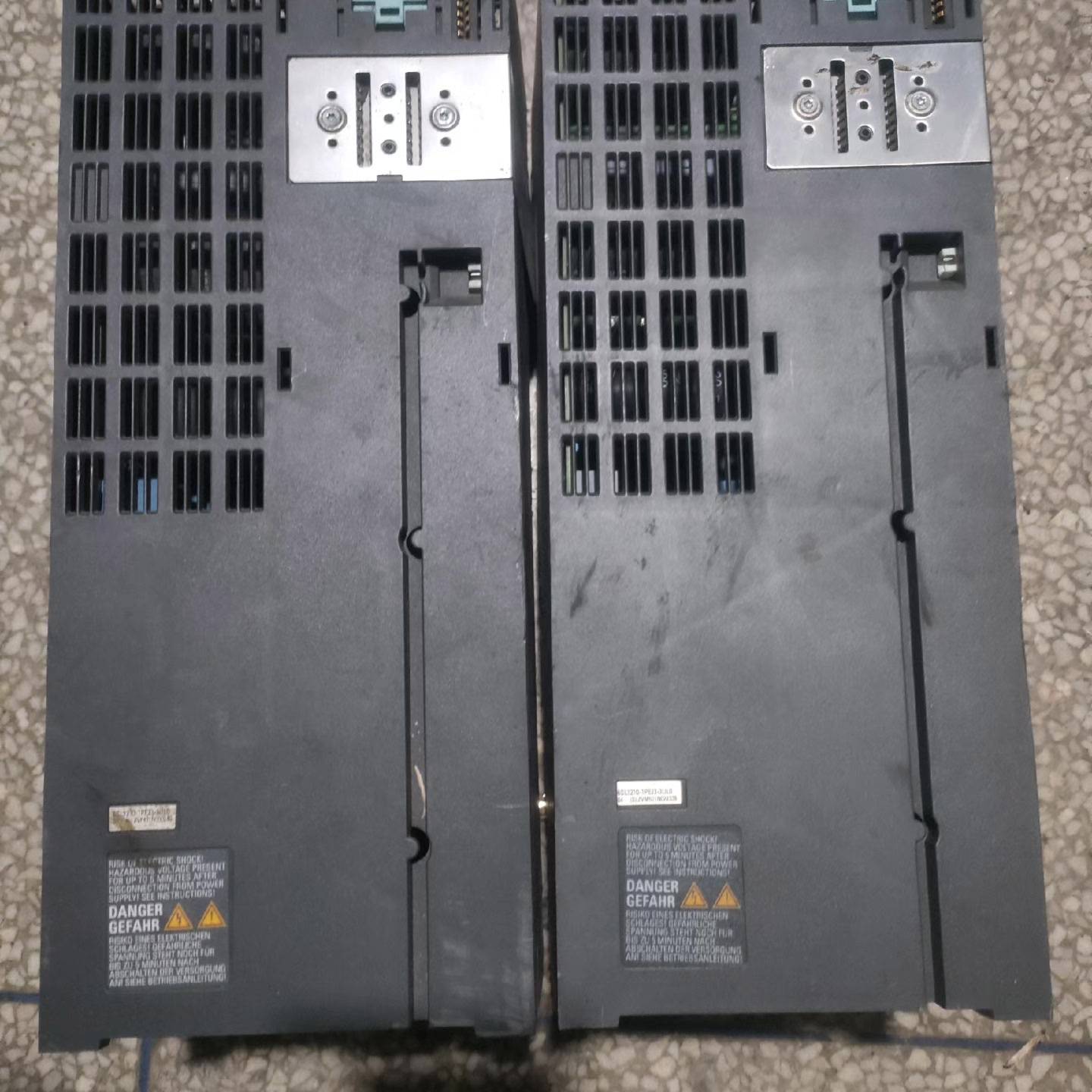 可维修西门子变频器6SL3210-1PE23 3UL0 1