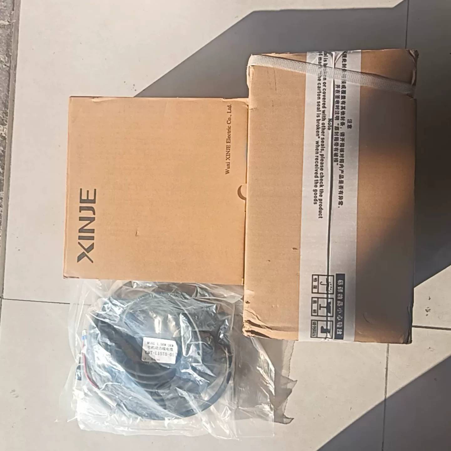 可维修信捷伺服驱动器和电机套装,驱动器型号DS5L1-22P3-P议价