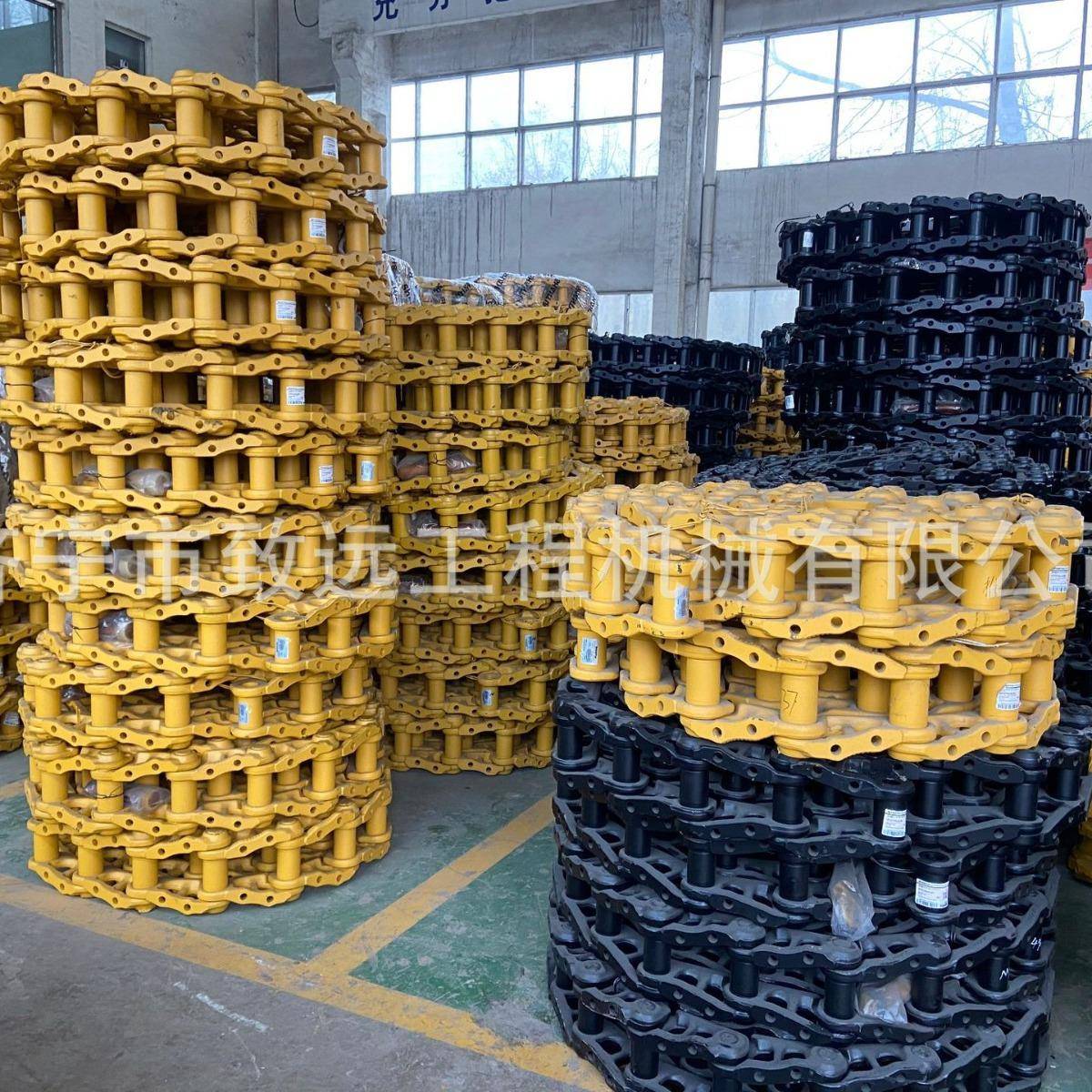 SD22链条山推推土机配件，山推原厂链轨履带板支重轮托链轮