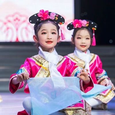 宫廷格格服装儿童满清格格服饰女童舞蹈演出服古装清朝有一个
