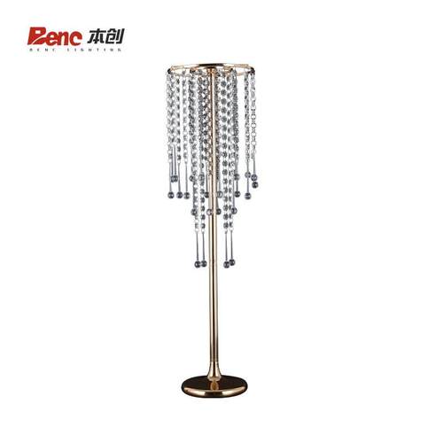 热卖欧式浪漫婚庆水晶花架西餐主桌装饰摆件婚礼路引金属花架