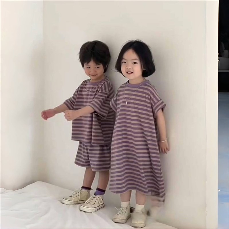 现货炸街亲子装夏装一家三口条纹t恤洋气紫色男童套装母短袖连衣