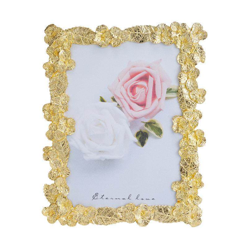 轻奢金属相框摆台，欧式复古，轻奢，金属，,家居饰品,DIY亲子装饰画,淘宝优惠券,粉丝福利购,淘宝优惠卷