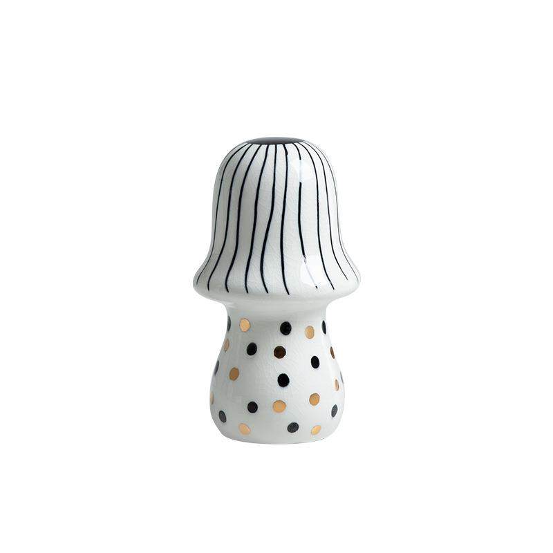北欧现代手绘陶瓷波点蘑菇摆件展厅电视柜酒柜设计师创意家居饰品