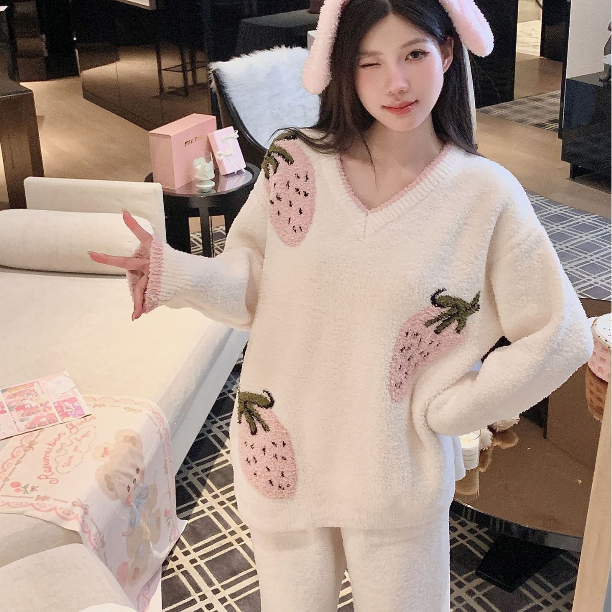 日本品质半边绒睡衣秋冬季草莓粉色毛衣加厚加绒软糯宽松软绵绵家