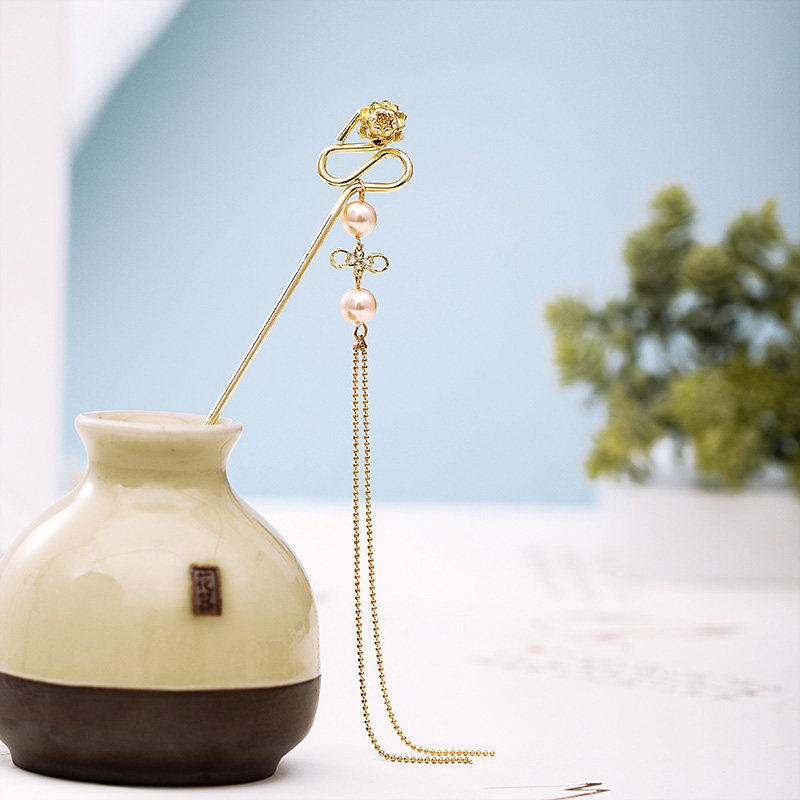 Simple Fashion and Retro Chinese Hairpins Clips Full Gold Co