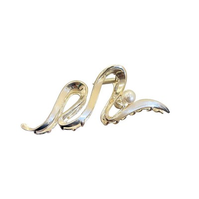 Irregular geometric metal hair clips in South Korea, fashio