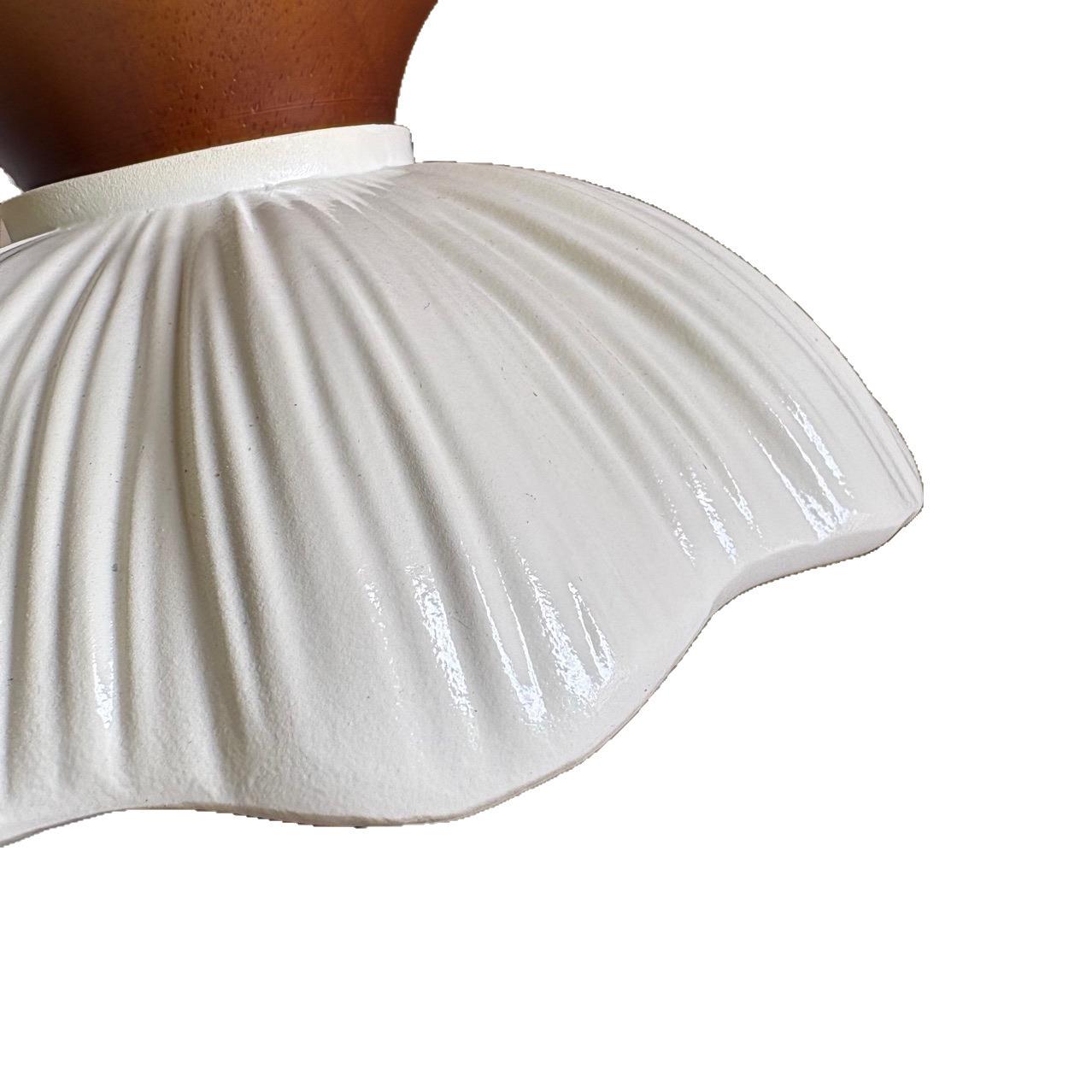 衣油风网红过灯铃兰花朵北欧日式复古原道木走廊灯帽间小吊奶灯