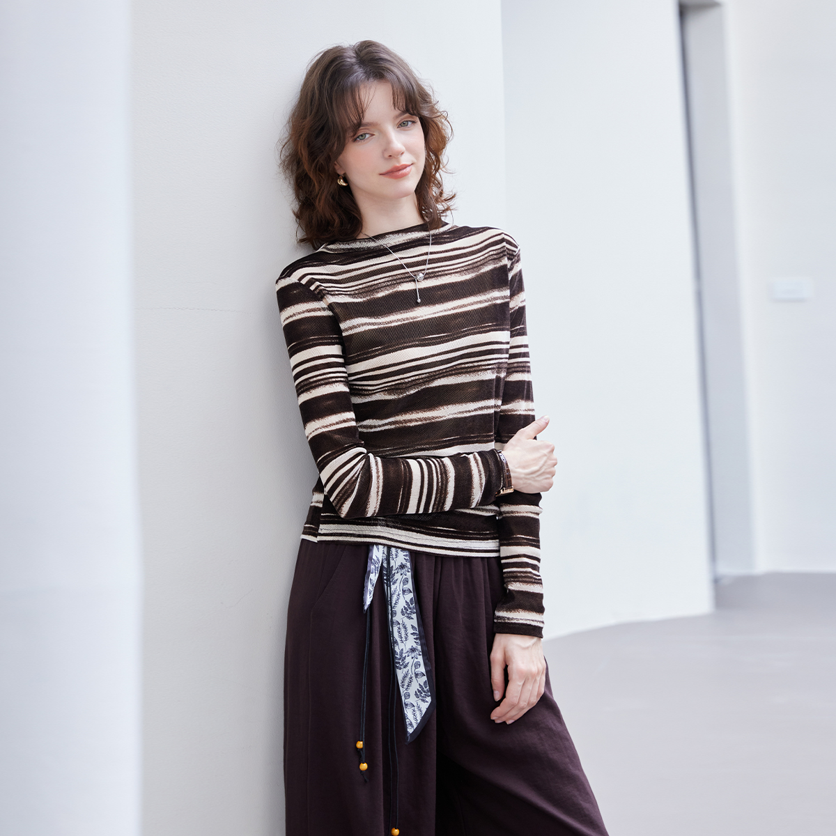 纳纹25秋季撞色条纹长袖针织打底上衣设计感气质显瘦针织衫女