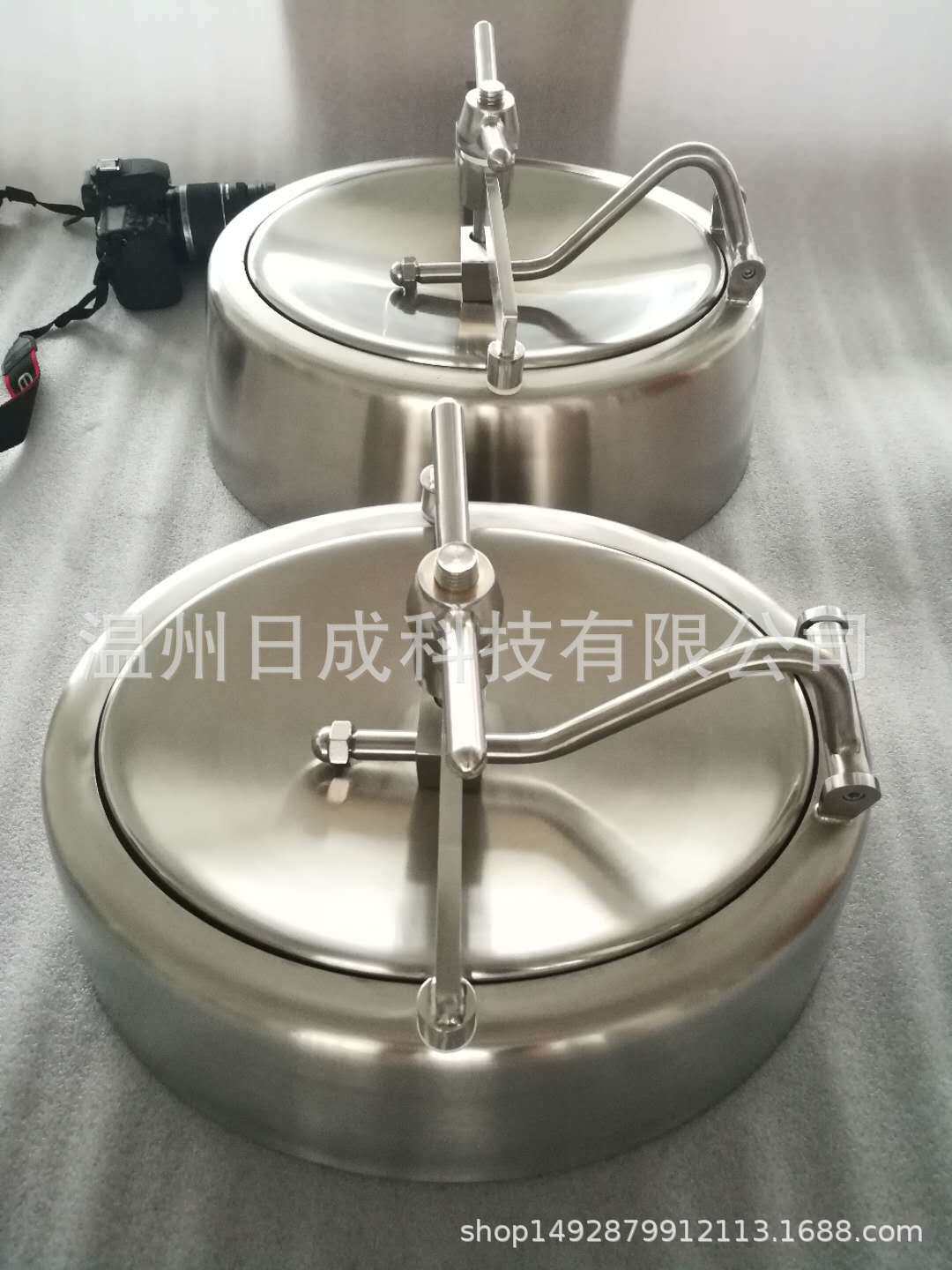 喇叭口压力人孔 卫生级不锈钢椭圆内开人孔盖侧开人孔门可定制
