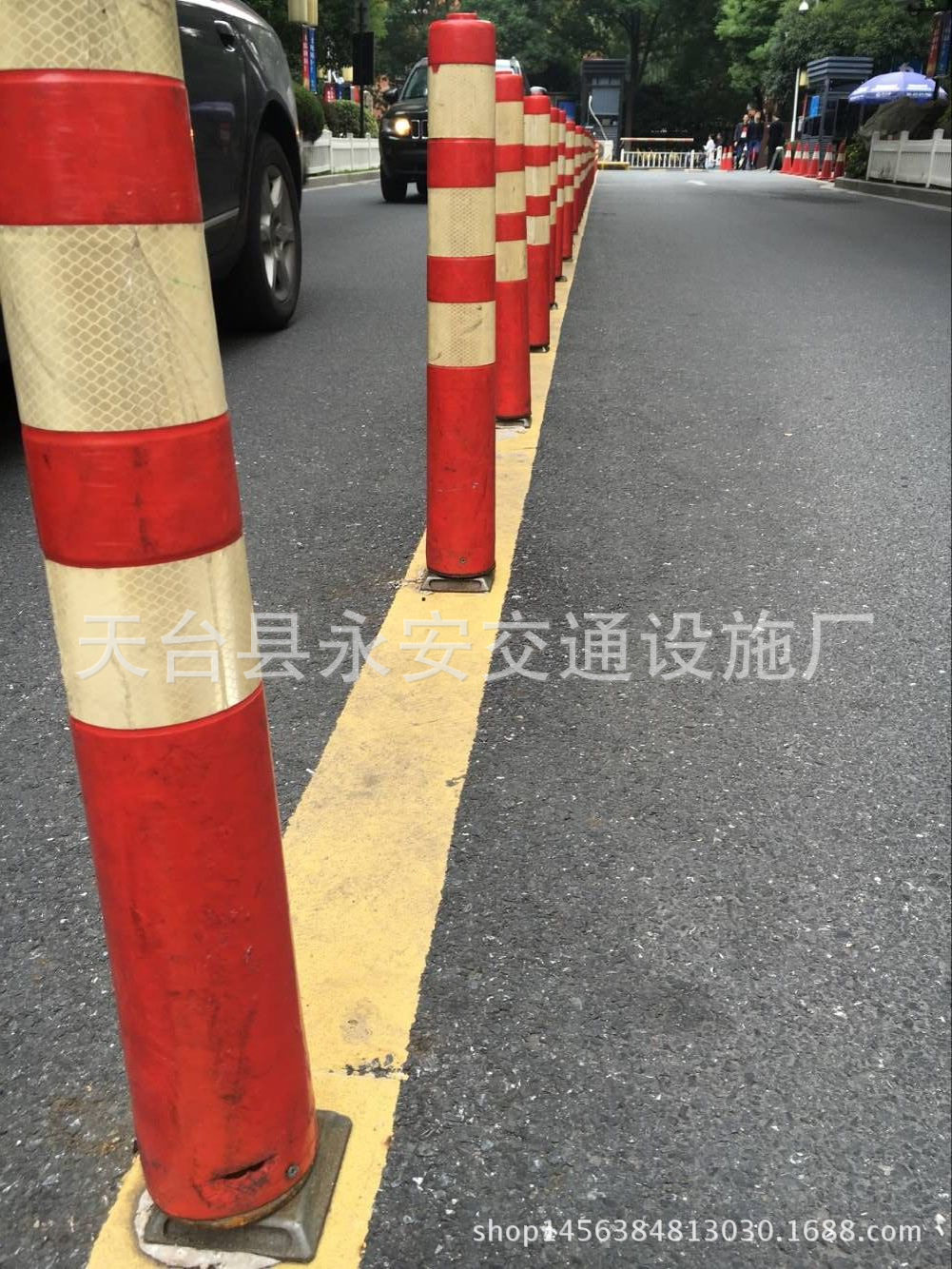 移动磁铁柱 磁钢警示桩 可变道隔离柱 潮汐车道防撞柱