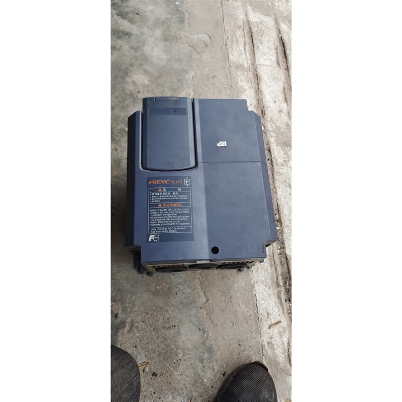 FRN11LM1S-4C变频器和配件