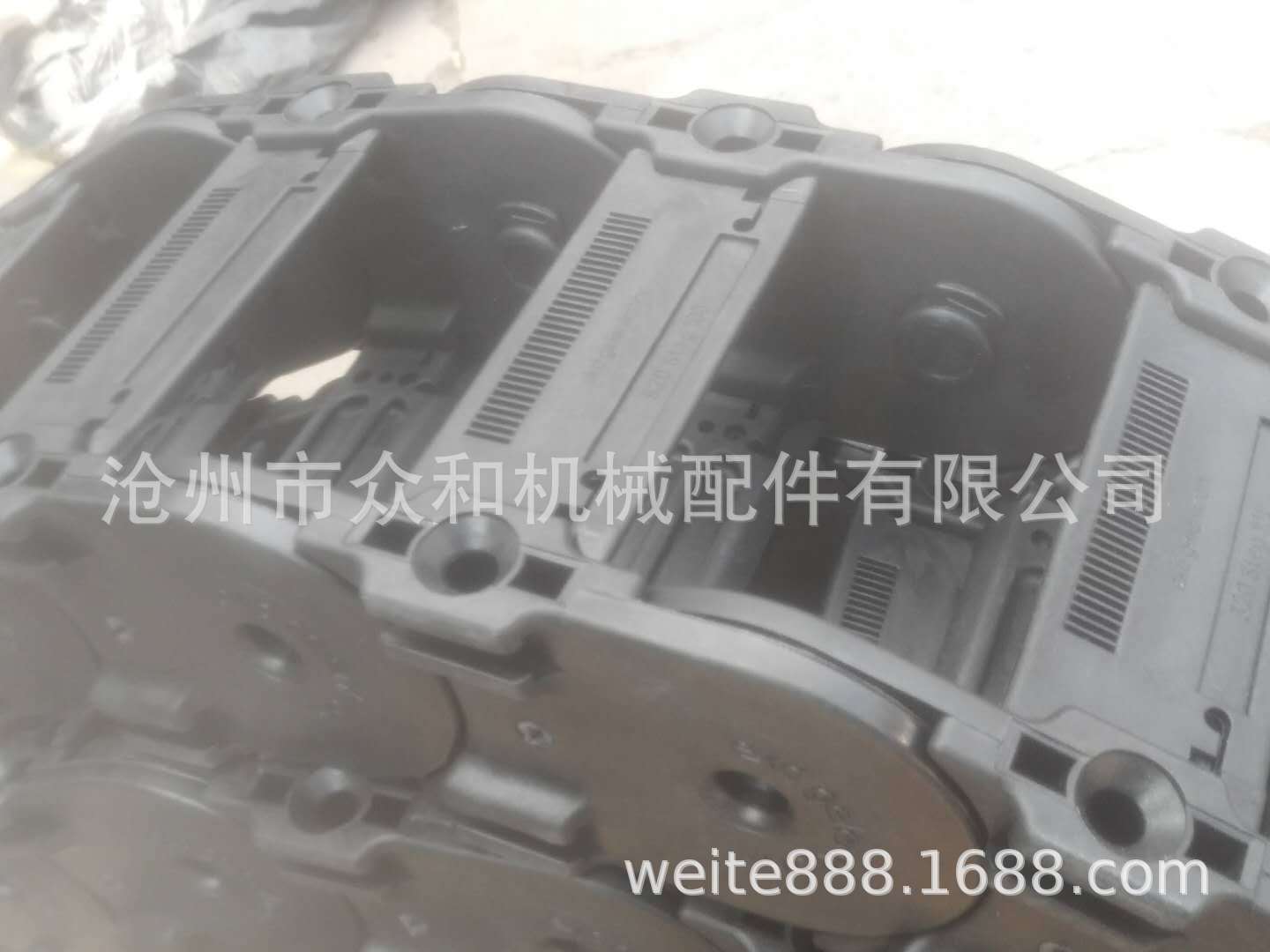 长距离EKDPKK328工程塑料拖链导向槽、滑条、槽角铁防水线缆导轨图片