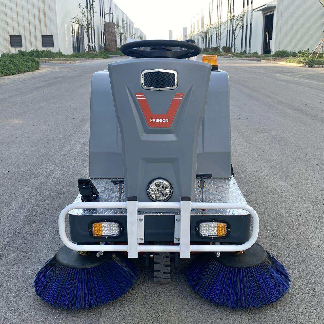 驾驶式洗地机工厂车间用擦地机商场物业吸拖一体双滚刷工业洗地车
