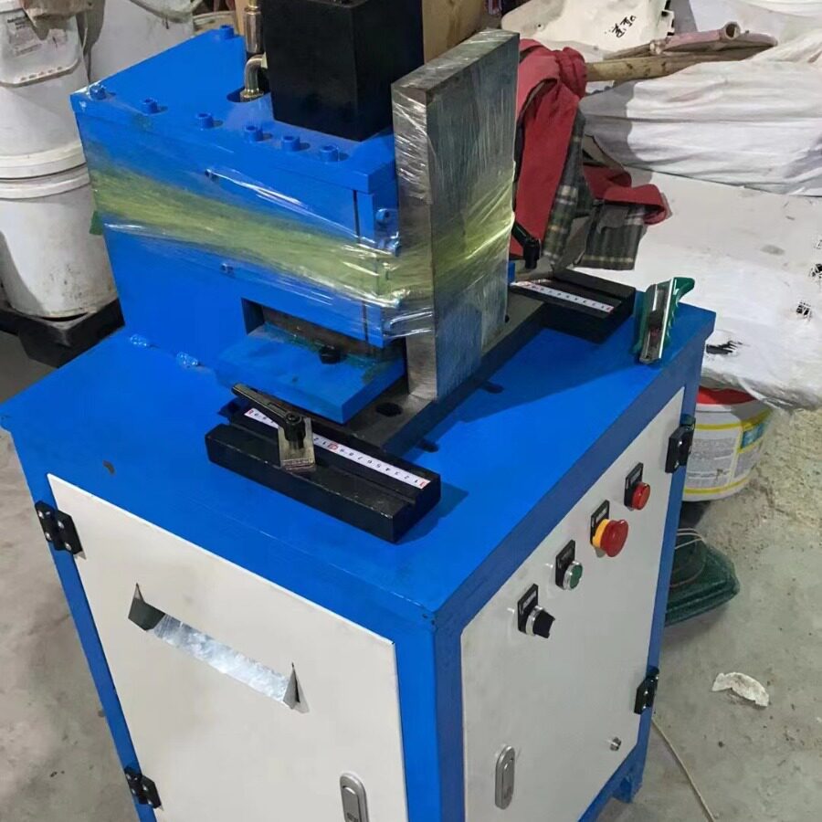 道路标牌切角机标志牌异型角度切角机铁板铝板剪圆机不锈钢剪角机