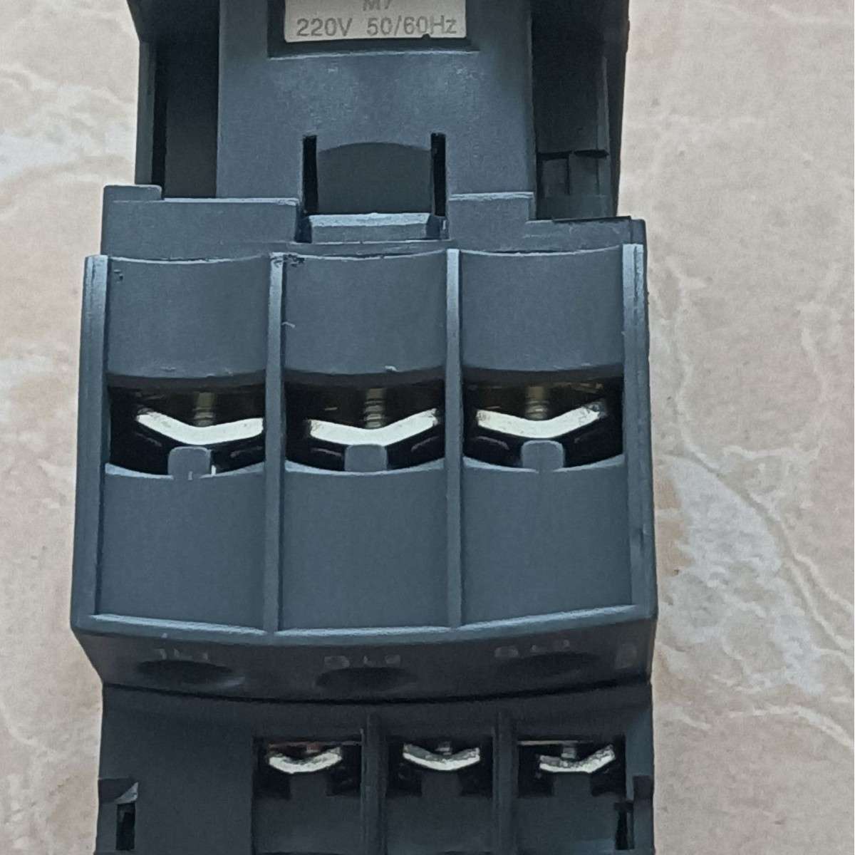 现货 供应全新交流接触器LC1D50M7C F7C Q7C 全电压