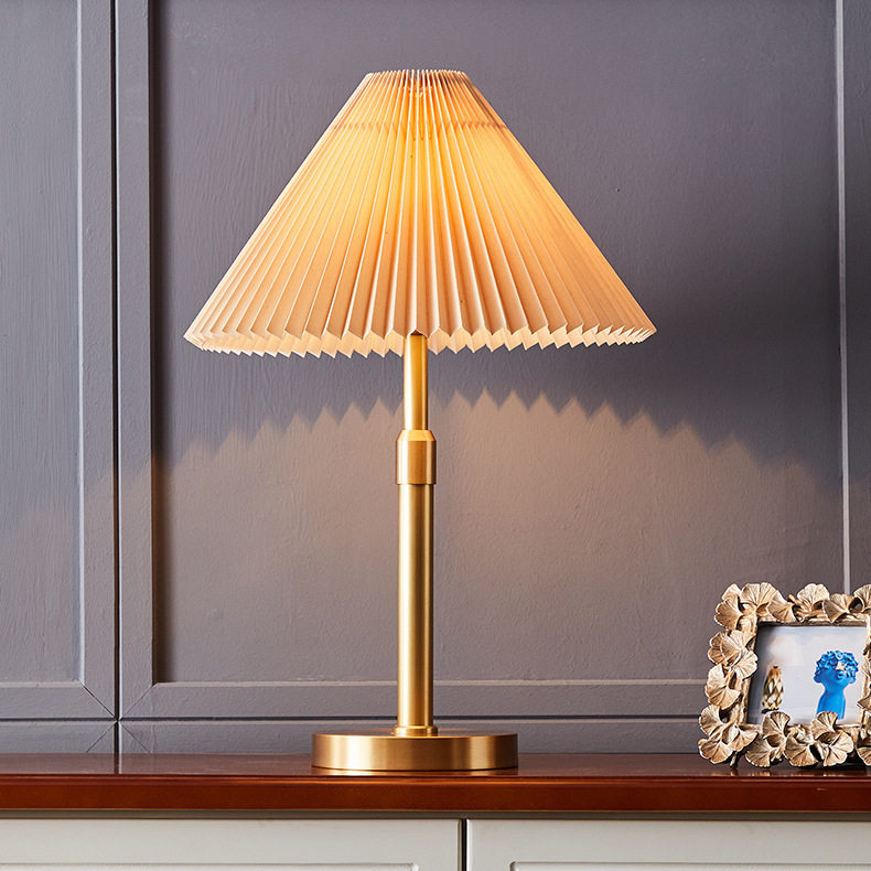 全铜美式轻奢台灯客厅卧室床头灯大号复古温馨书桌沙发角几家用灯