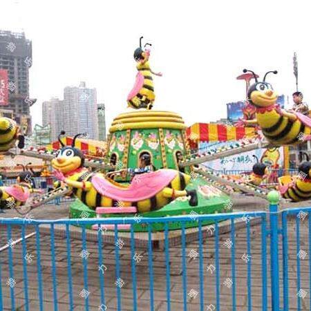 大型全灯光蜜蜂自控飞机儿童旋转升降飞机游乐设备户外游乐项目