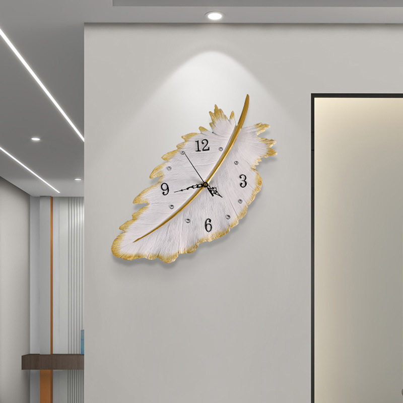 北欧壁画灯现代简约立体艺术客厅餐厅个性茶室羽毛时钟高级壁灯