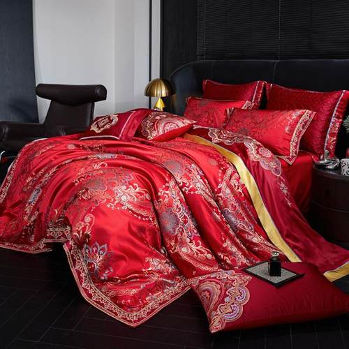 高档欧式新婚庆大红色四件套奢华别墅结婚贡缎提花十件套床盖款被