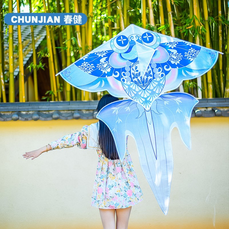 2025年新款金鱼风筝潍坊带线轮微风易飞春天大人儿童非遗纸鸢