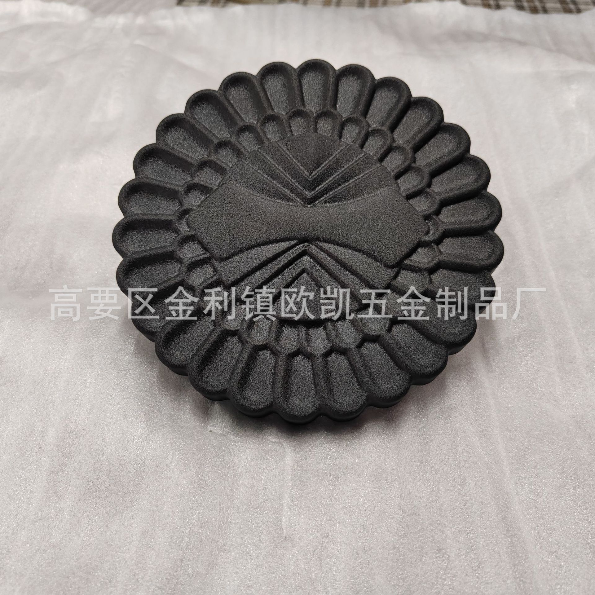欧凯五金铝雕水波纹黑色拉手