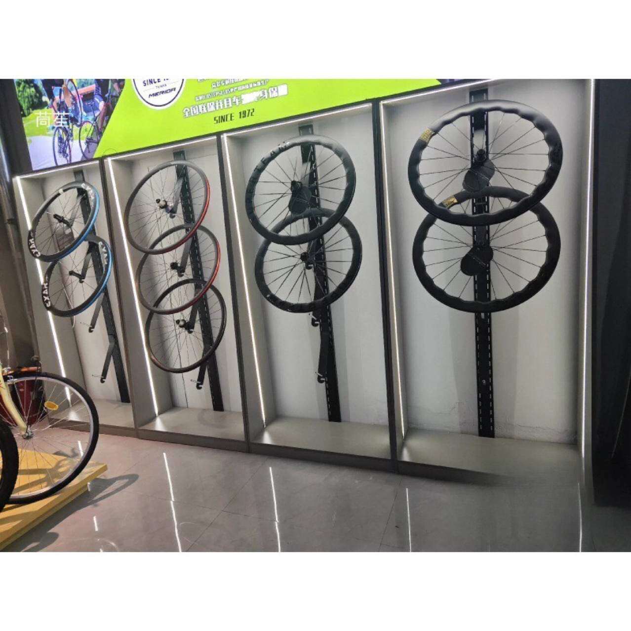 自行车轮毂车圈墙体展架山地车公路车轮圈挂墙轮组展示架壁挂式