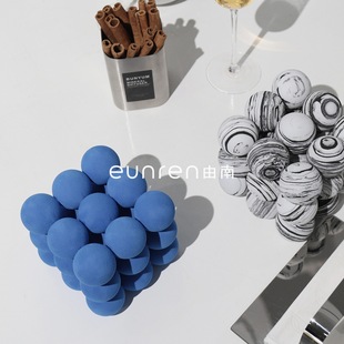 简约轻奢泡沫球立体魔方摆件客厅样板房间设计感家居创意软装饰品