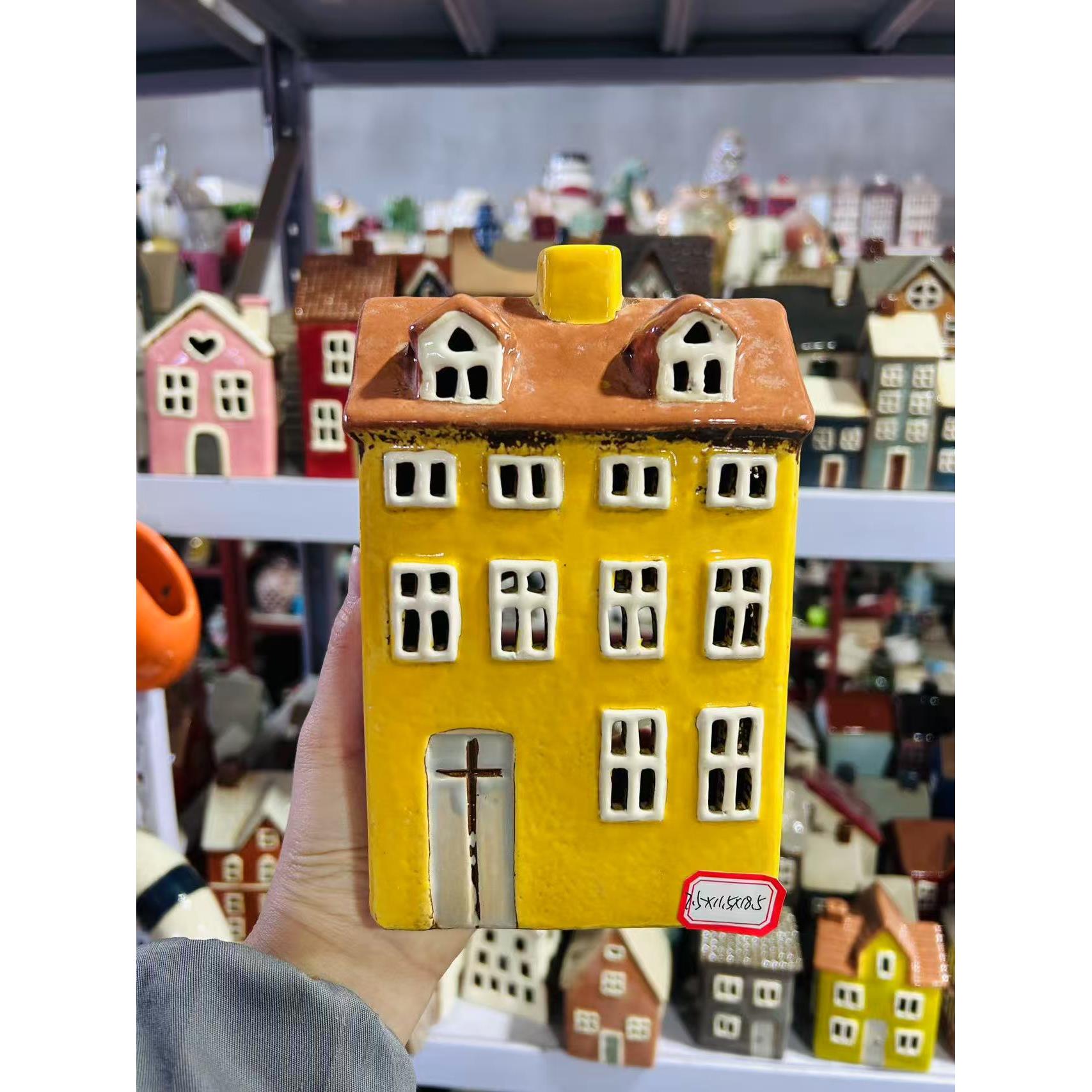 出口丹麦陶瓷房子切割烛台花瓶仓鼠金熊房子窝饰品装饰景观