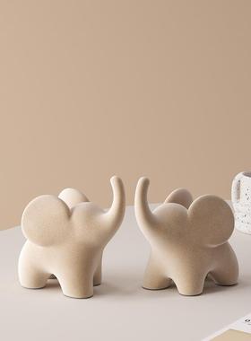 创意大象艺术摆件客厅高级感小众玄关办公室桌面装饰品房间小物件